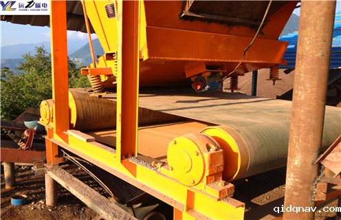 褐铁矿磁选机，安徽稳定的褐铁矿磁选机_16000gs安徽稳定的褐铁矿磁选机_厂家价格