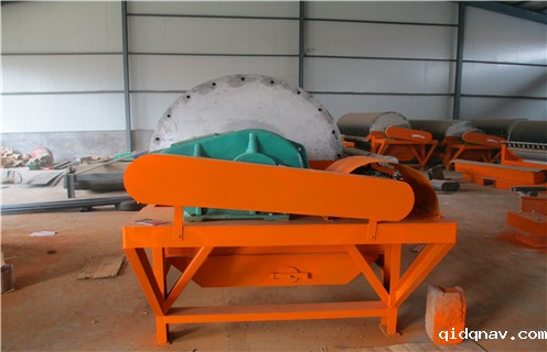 湿式磁选机，湿式磁选机的磁系采用哪些优质的材料复合而成？_工作原理_钒钛铁矿湿式磁选机的磁系采用哪些优质的材料复合而成？型号参数及磁场强度