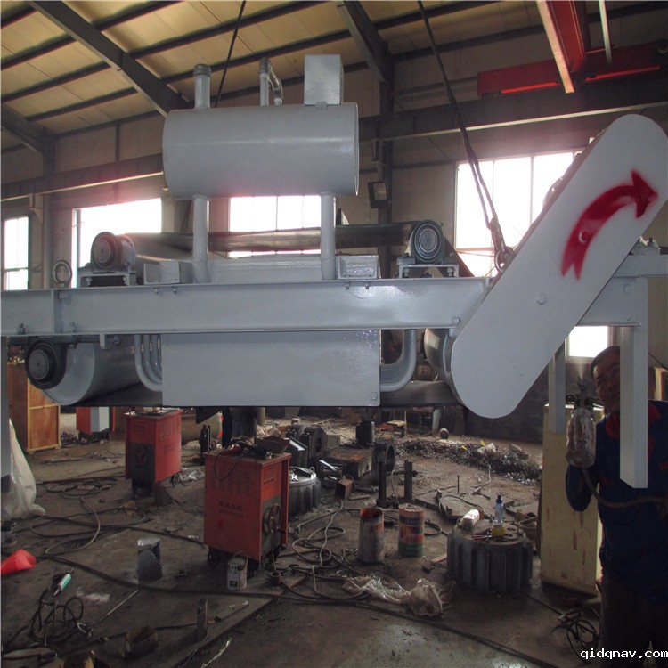 油冷自卸式电磁除铁器