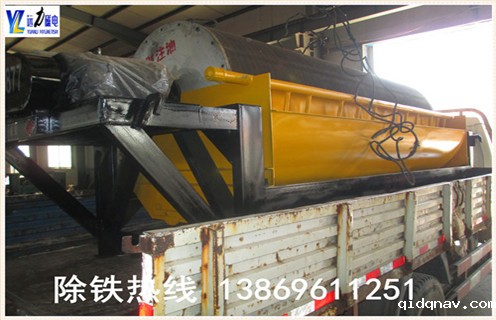 抛丸机taptap游戏官网电脑版工作原理: 经原料矿石筛选后由进料器从干式磁选机的顶部,通过料斗连接,在流动到顶部的辊子松动,状态下降时,铁磁性材料通过重力和磁力,快速落在滚筒上,并吸附在滚筒表面. 非磁性有色金属材料在重力作用下落在磁性材料的外面.这些材料随着筒体的旋转,非磁性材料在重力作用下从气缸下落,在滑槽中.含铁磁性材料吸附在圆筒的表面上并继续旋转,直到其不具有磁力.材料从带式输送机排出,并最终分成含铁材料和无铁材料. 3.抛丸机永磁筒磁选机实验 潍坊taptap安装包入口配备各类选矿实验的磁选设备,型号齐全,优质低价,可定制,并且公司成立了大型选矿实验室,可以普通的金属矿物和非金属矿物加工在机器上和实验室为客户分析其成份,并为客户推荐客户使用相关型号.