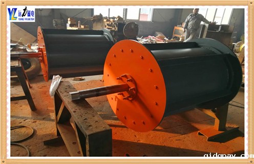 1.废钢磁选机-钢渣磁选机的概述 专门设计用于废钢、钢渣选铁、废旧金属选铁,直接还原铁厂选铁,铸造车间选铁等各种冶金渣选铁。 2.废钢磁选机-钢渣磁选机的技术特点 2.1.采用上吸式安装方式,吸起大块铁件